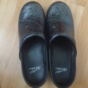 New Black  clogs